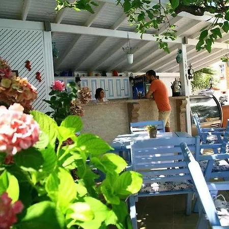 ホテル Kapya Cunda