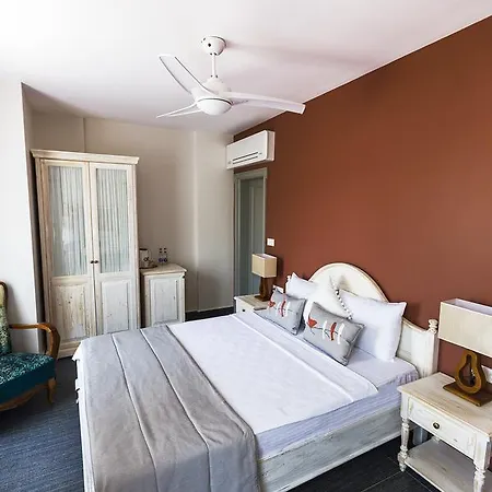 ホテル Kapya Cunda