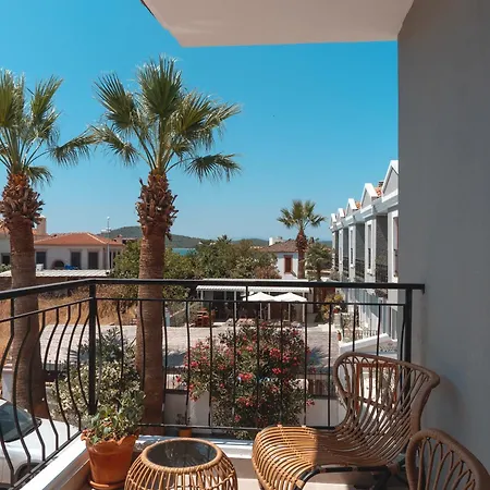 Hotel Kapya Cunda 3*