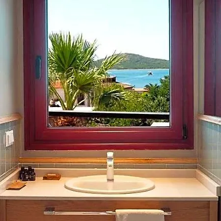 Kapya Cunda 3* Ayvalı