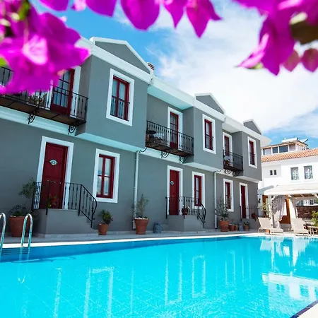 Kapya Cunda Hotel